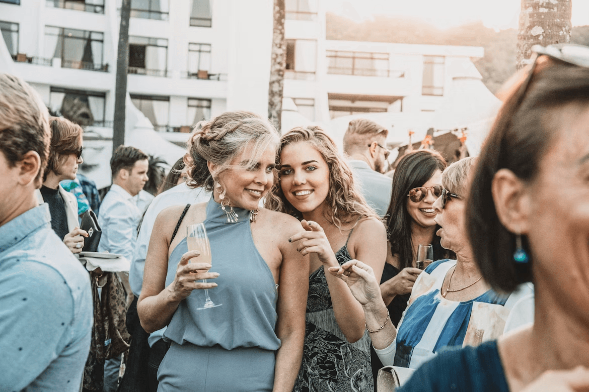 Best Wedding Guest Engagement Ideas That Actually Work in 2025